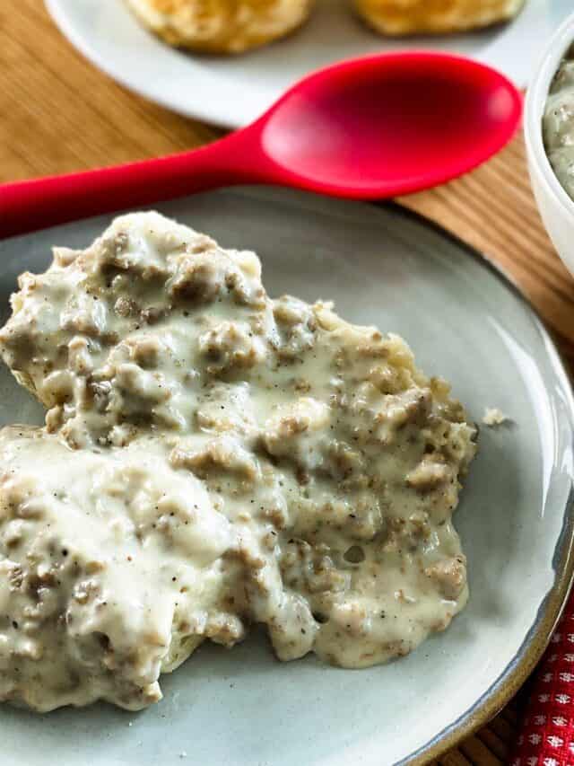 Incredible Sausage Gravy for Biscuits