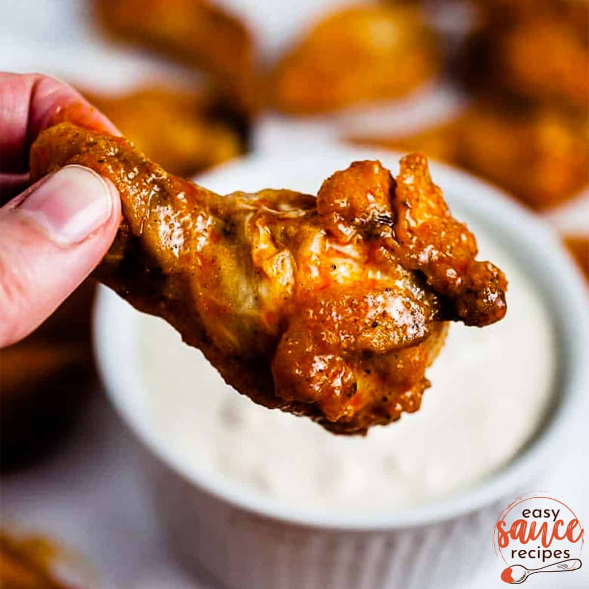 buffalo chicken wing with blue cheese dressing