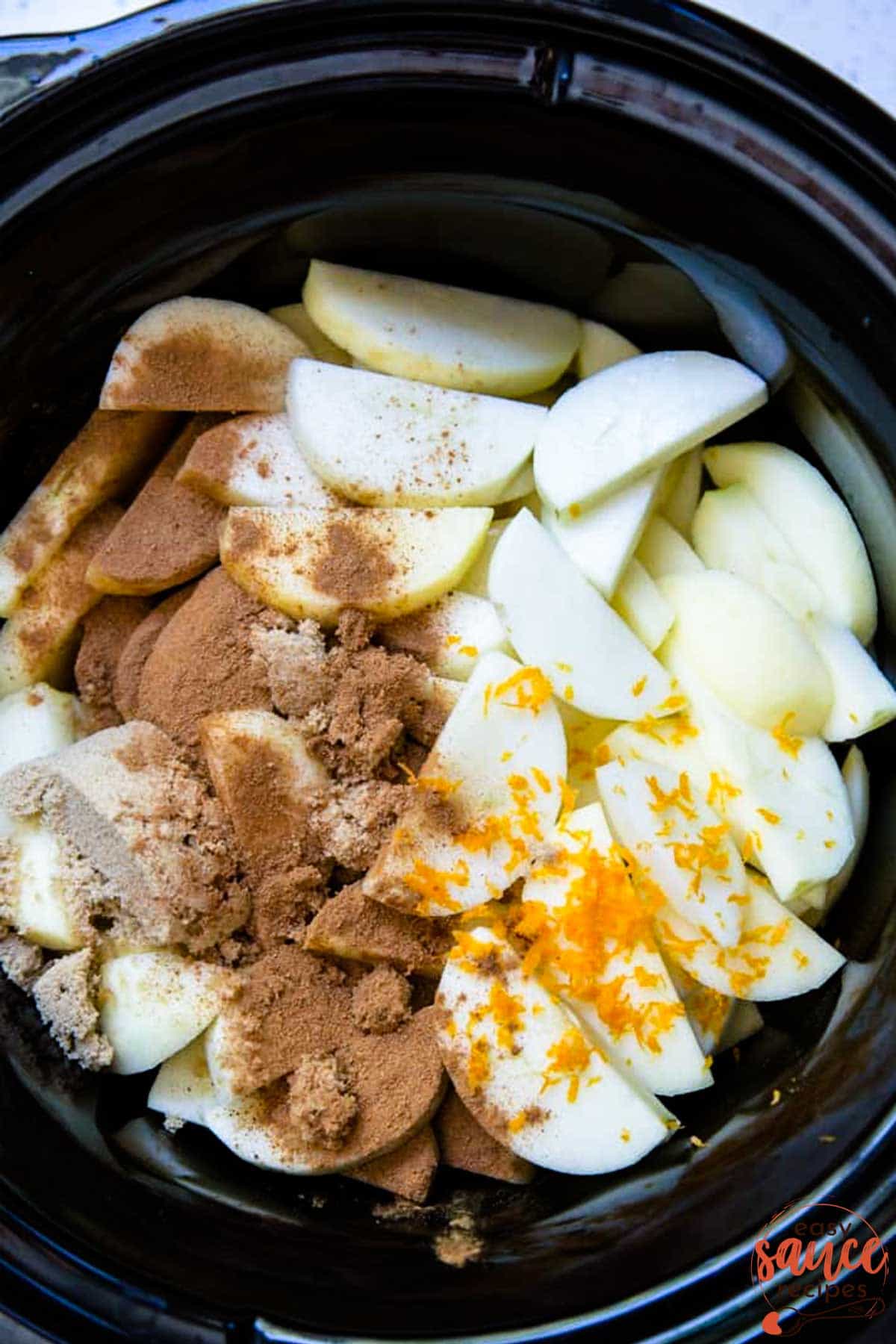 ingredients for applesauce in the crockpot