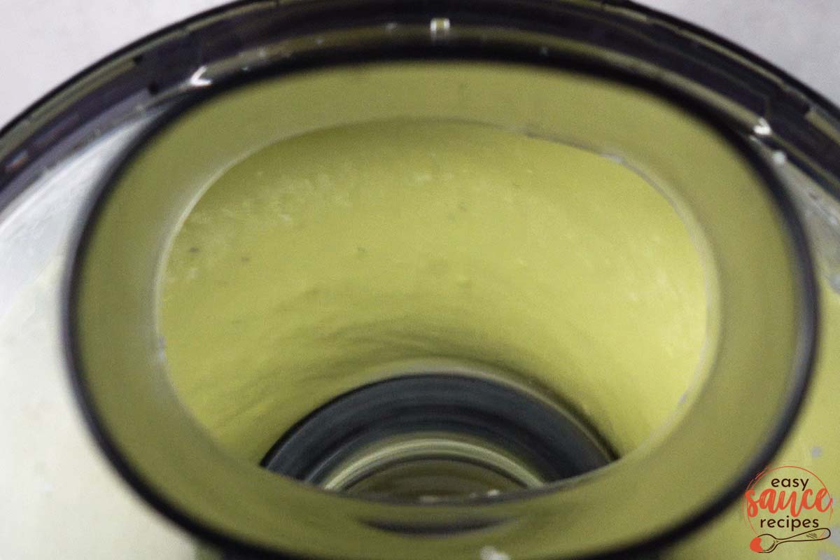 blending avocado crema up close